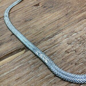 Napier Vintage Silver Tone Flat Herringbone Chain Necklace